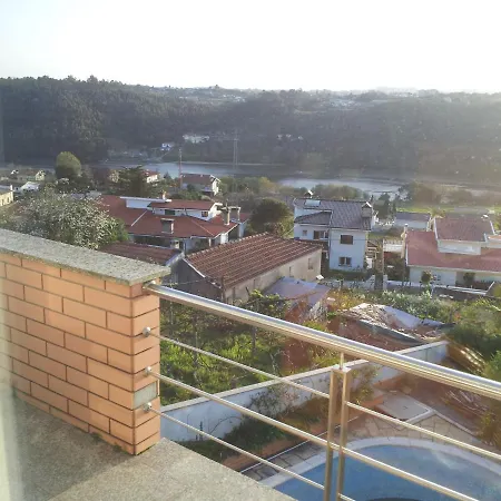 Com O Douro A Vista Bed & Breakfast Jovim