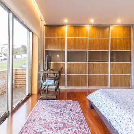 Com O Douro A Vista Jovim