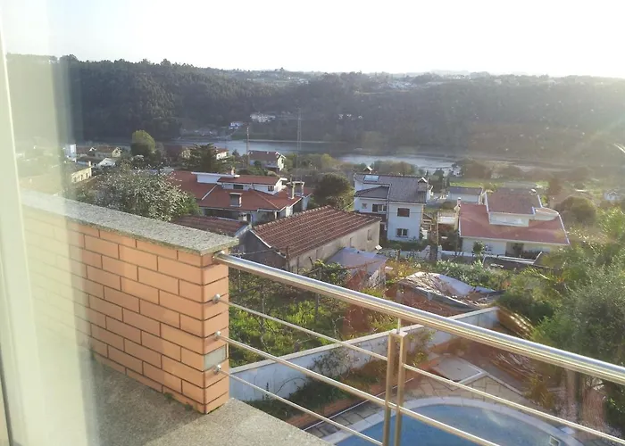 Com O Douro A Vista לינה וארוחת בוקר Jovim